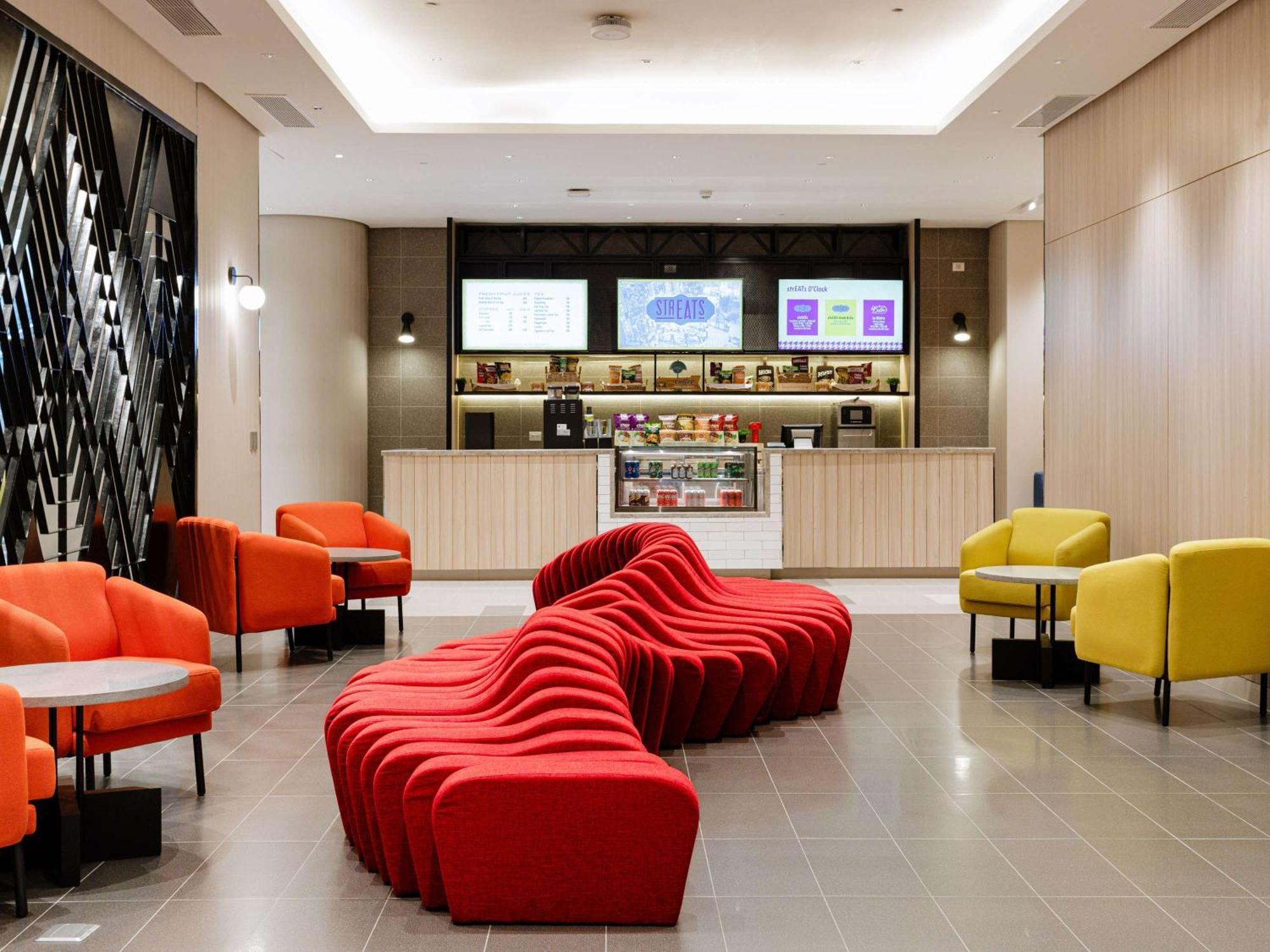 Ibis Styles Manila Araneta City Ciudad Quezon Exterior foto